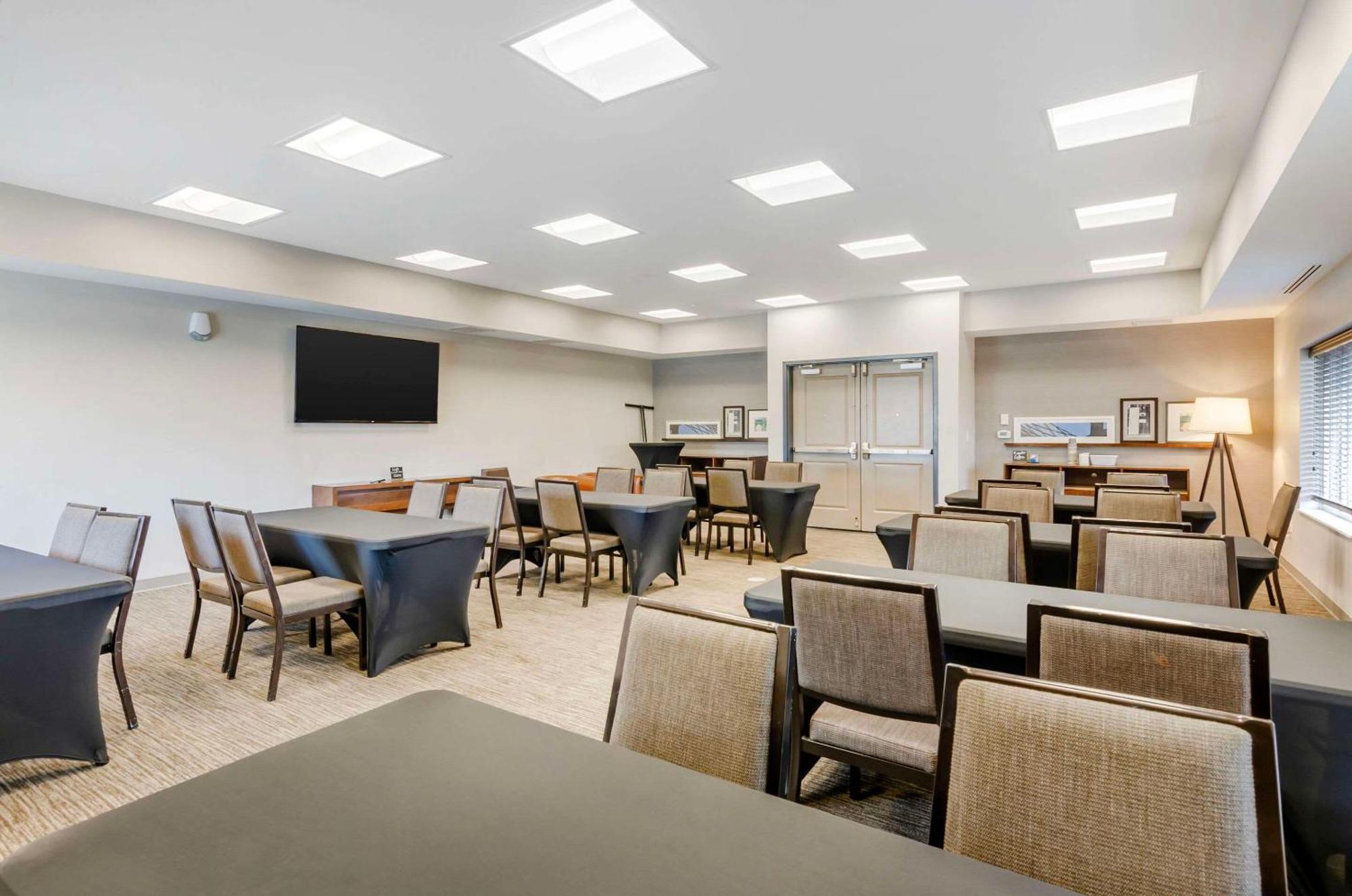 Country Inn & Suites By Radisson, Charlottesville-Uva, Va Bagian luar foto