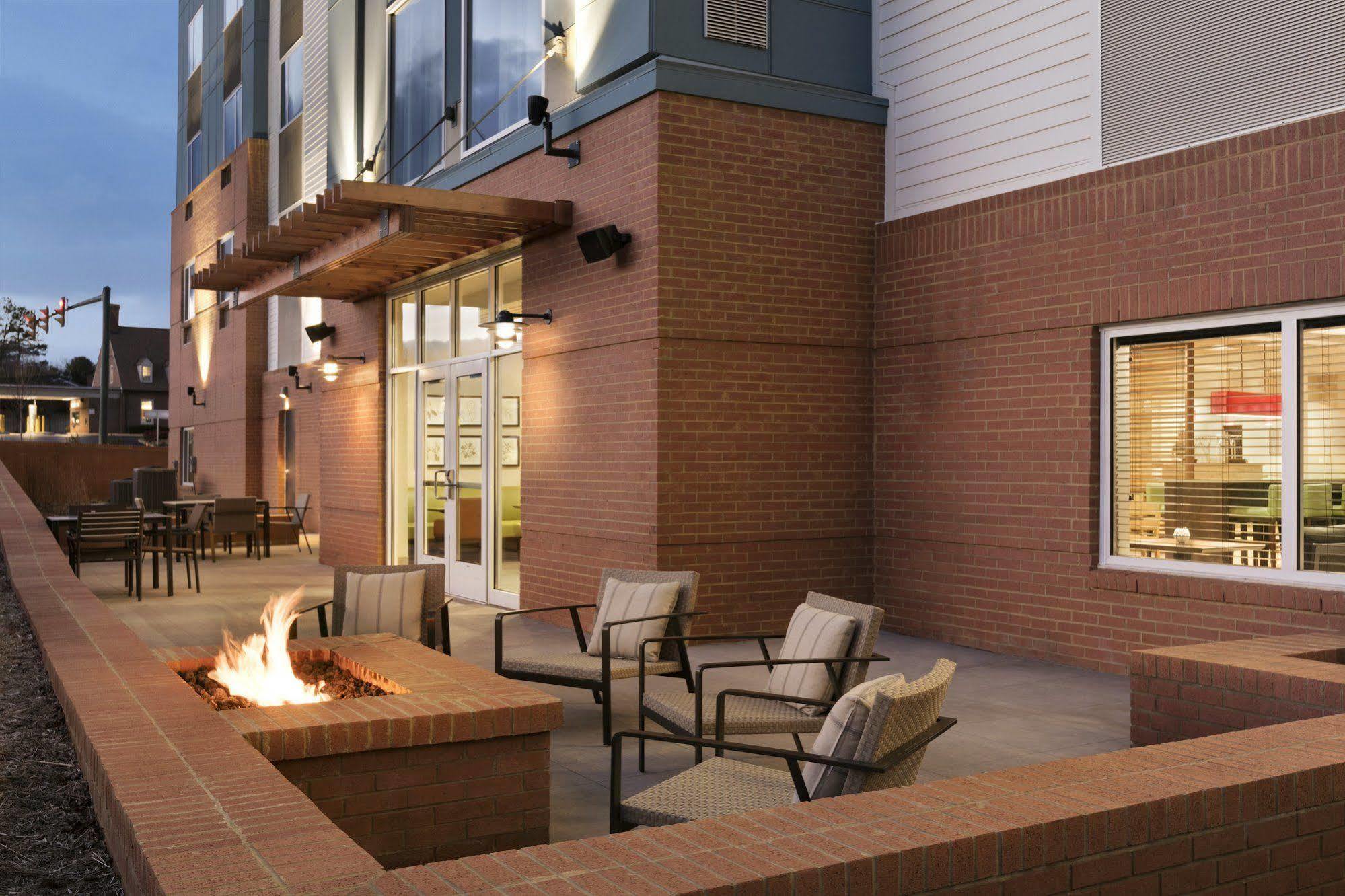 Country Inn & Suites By Radisson, Charlottesville-Uva, Va Bagian luar foto